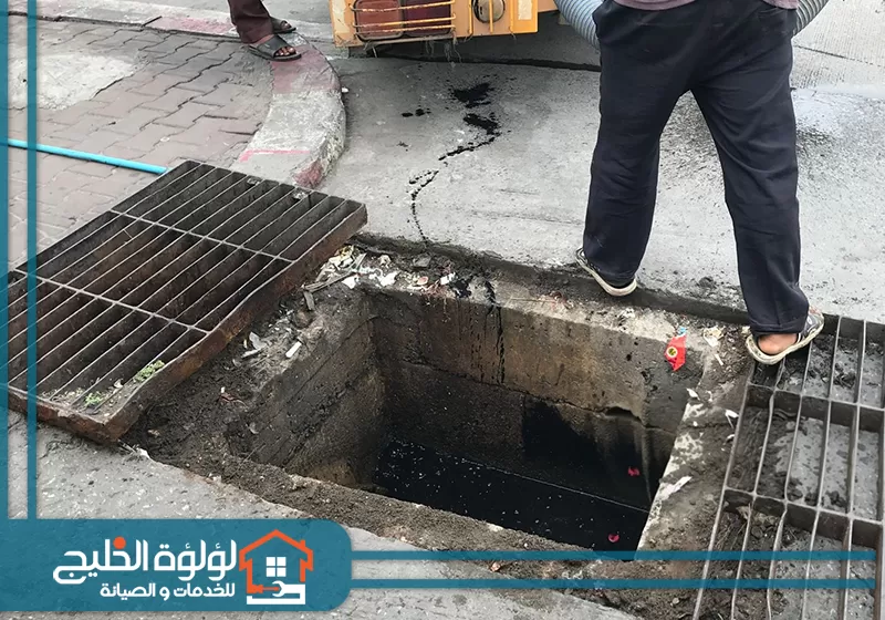 تسليك مواسير صرف صحي ابوظبي نقدم خدمات تسليك المجاري باستخدام تقنيات حديثة لضمان عدم تكرار الانسدادات والحفاظ على نظافة الأنابيب.